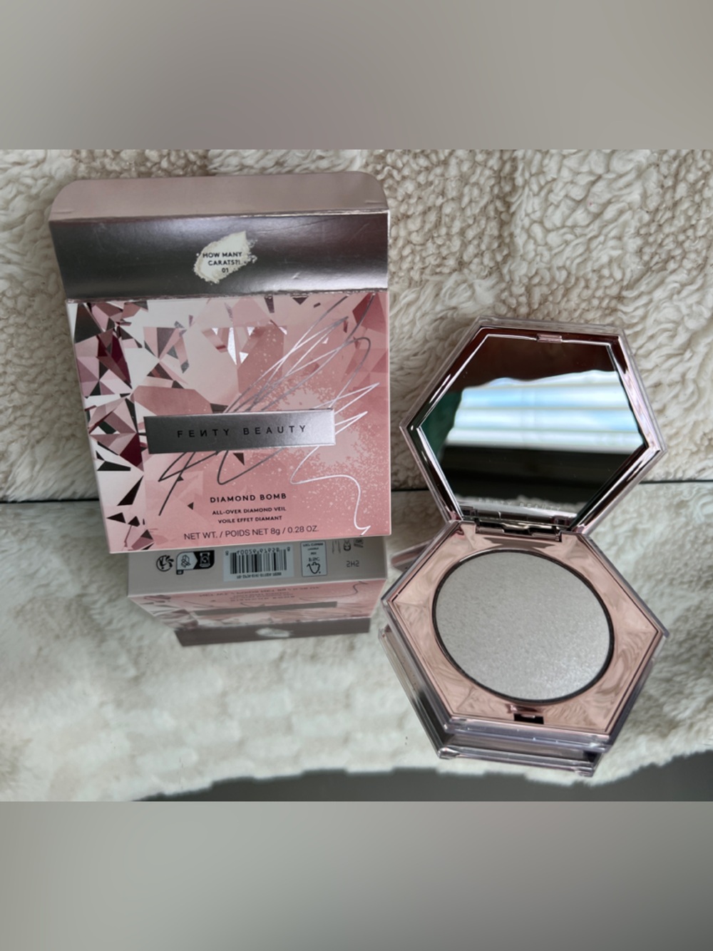 Fenty Beauty Diamond Bomb Iridescent Highlighter - Pink/White Pearl